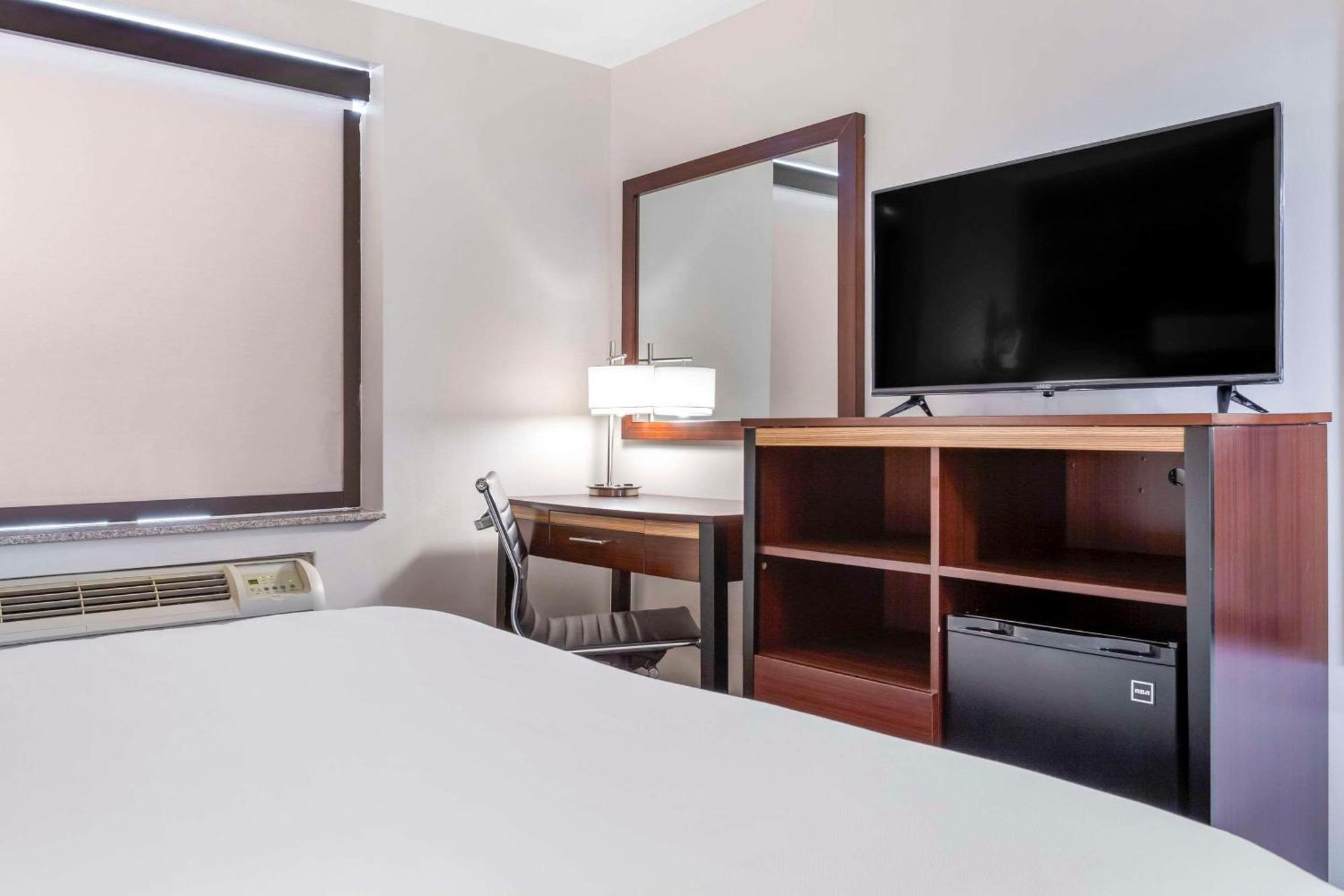 Avion Inn Near Lga Airport, Ascend Hotel Collection New York Esterno foto